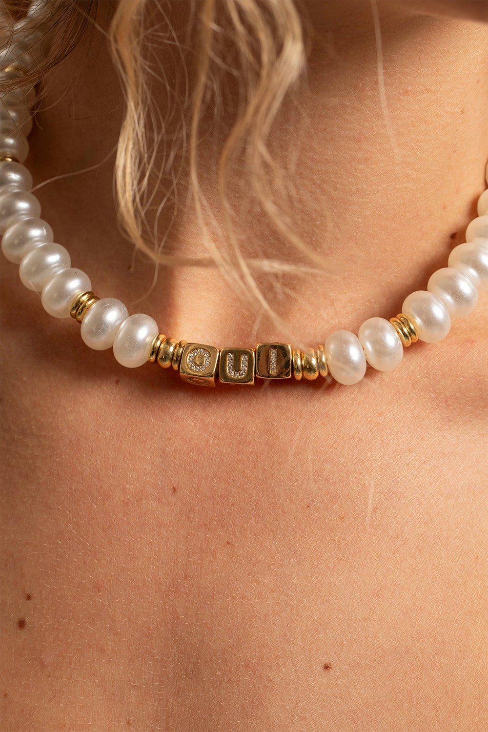 Chaine Courte Oui Blanc 40 cm