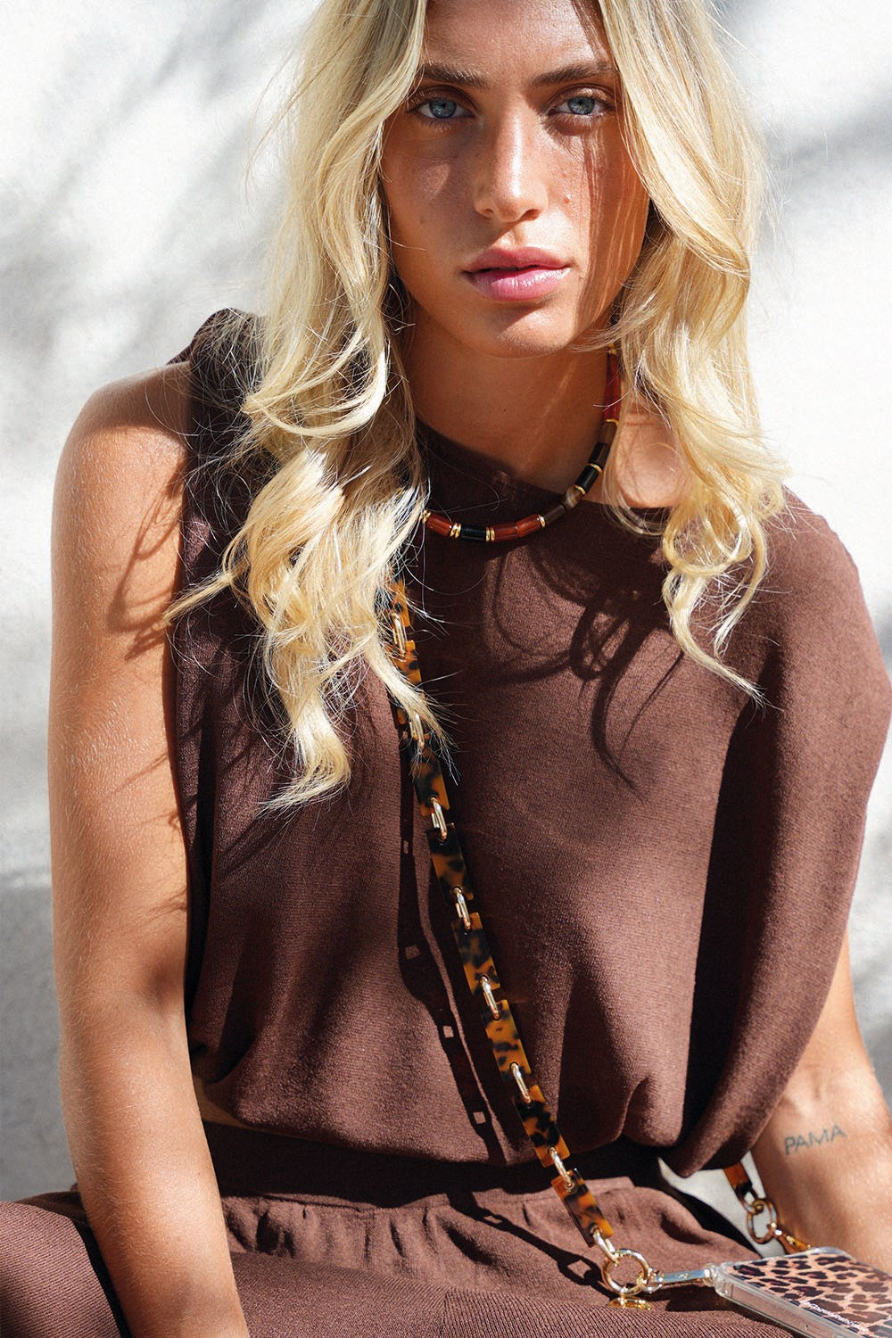 Chaine Longue Nahara Marron 120 cm