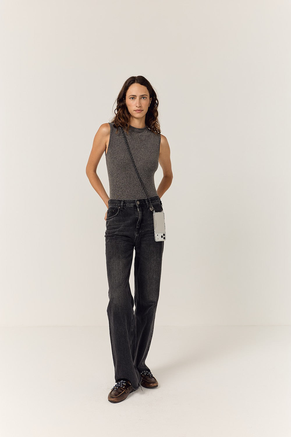 Chaine Longue Lou Noir 120 cm