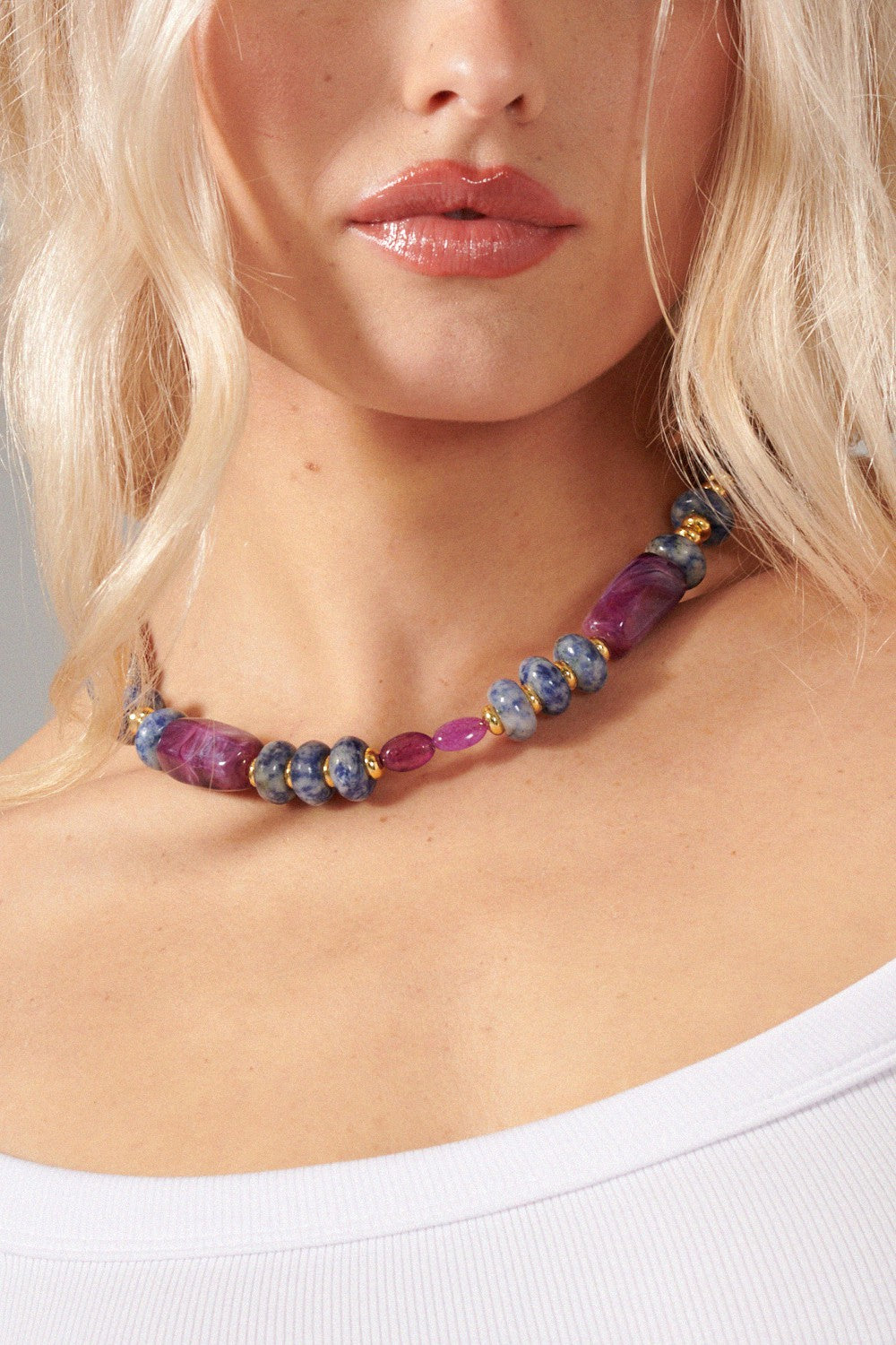 Chaine Courte Eileen Violet 40 cm