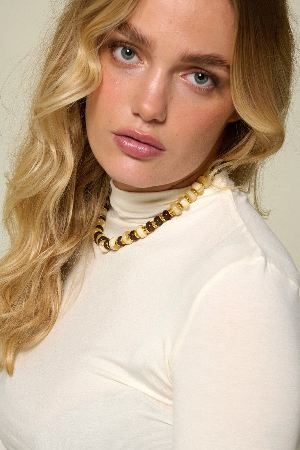 Bijoux Collier Savanah Beige 40 cm