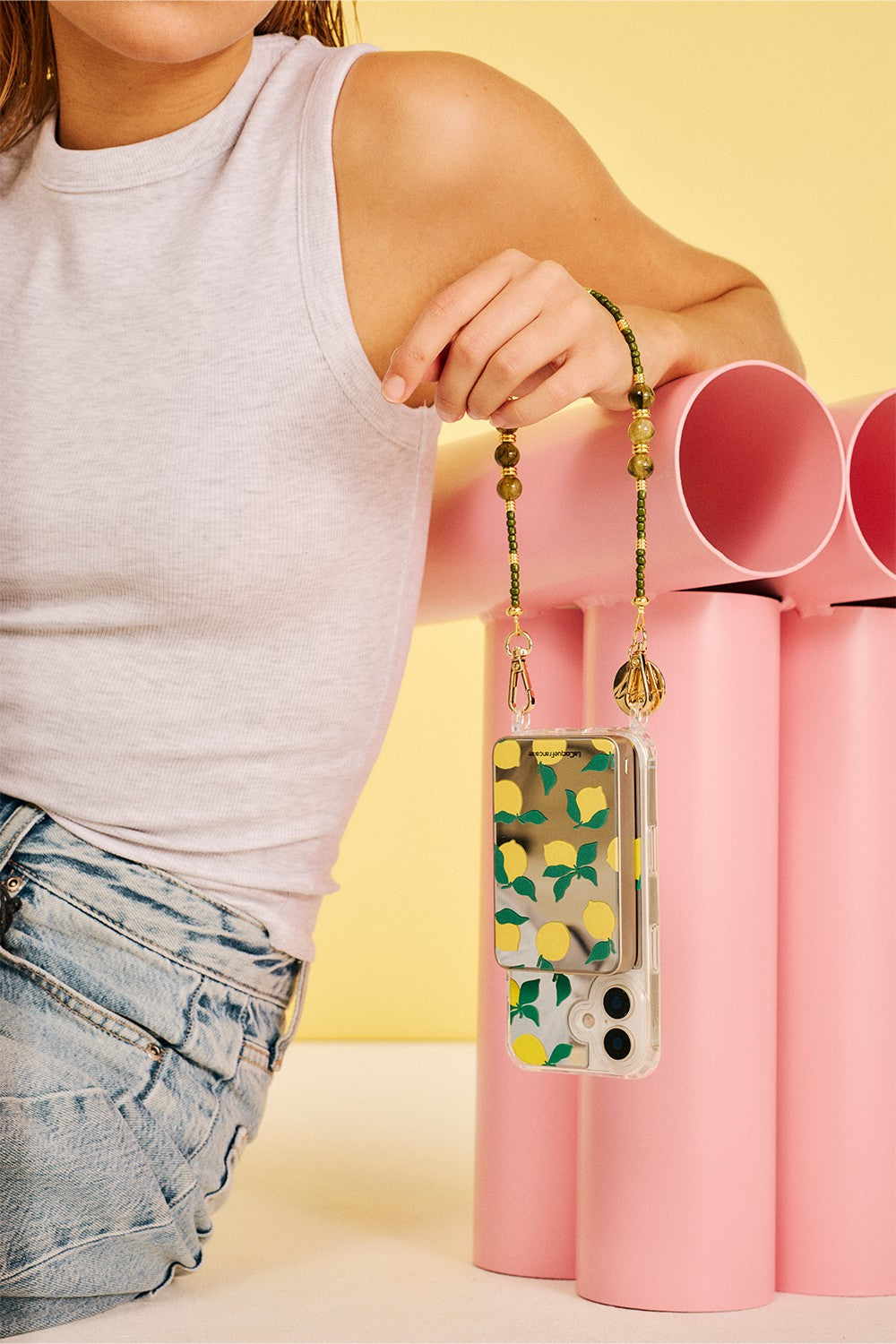 Iris Kaki Short Necklace 40 cm